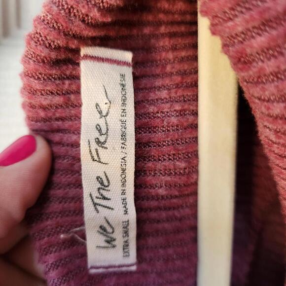 We The Free Women's Off-Shoulder Oversized Waffle Knit Top - Size Extra Small - Picture 3 of 8